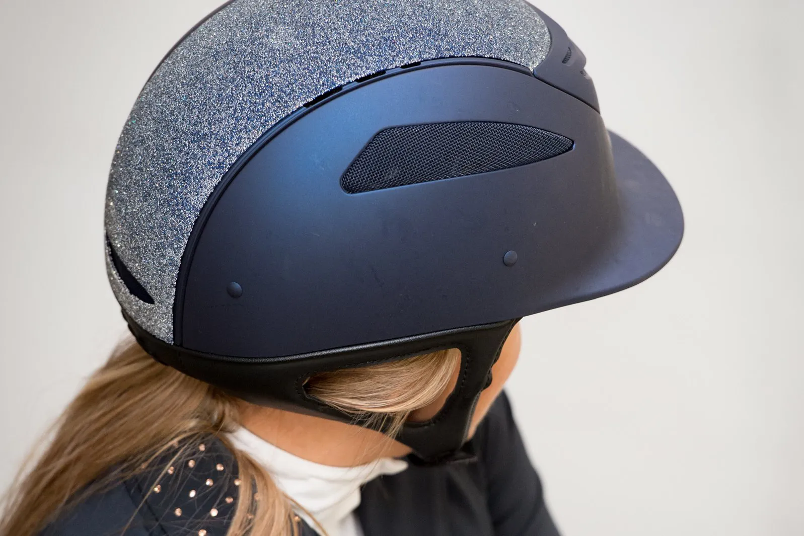 OneK Avance Matt Glitter Chrome kiiver - Image 6