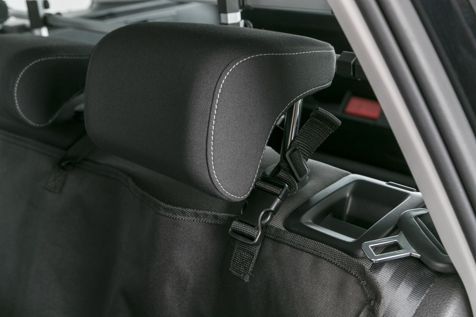 TX külgedega tagaistme kate - Image 3