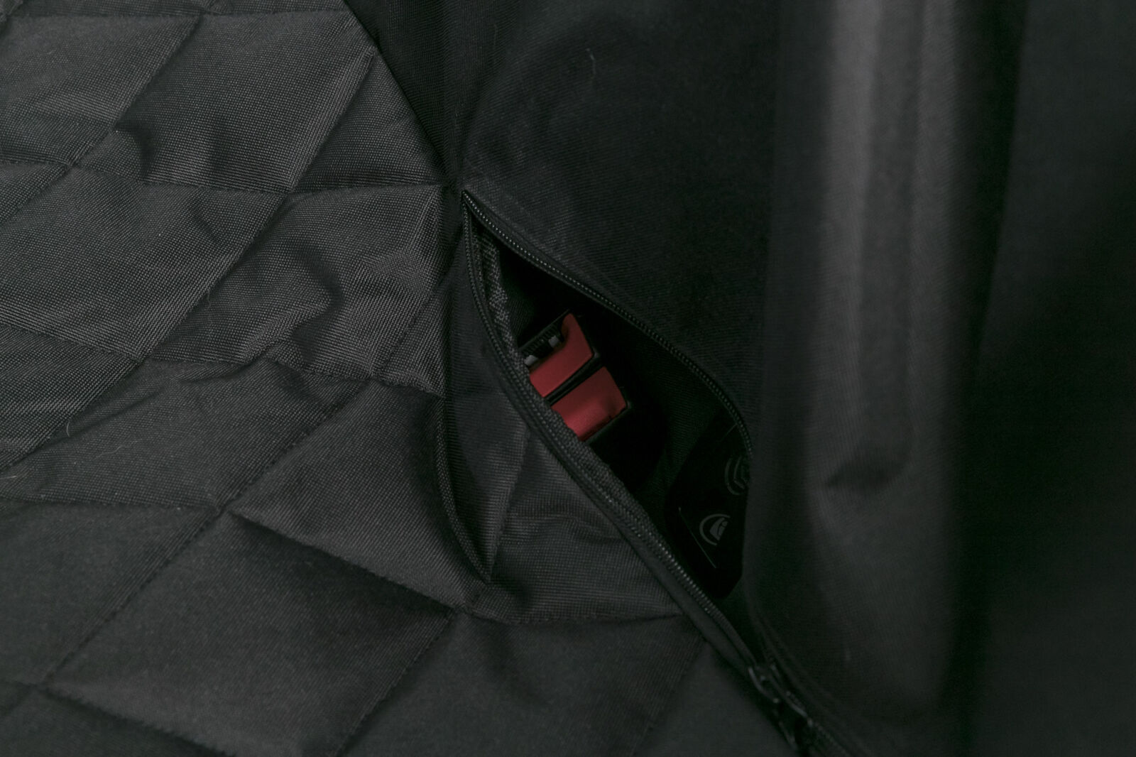 TX külgedega tagaistme kate - Image 4